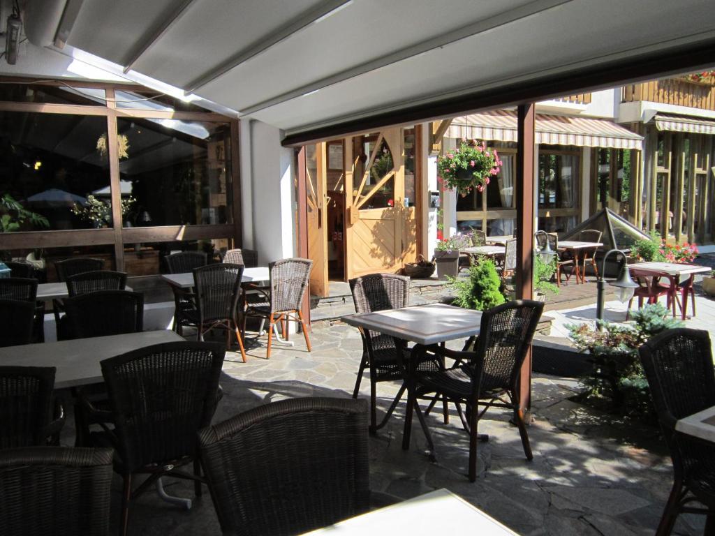 Logis Hotel Gai Soleil Samoens Bagian luar foto